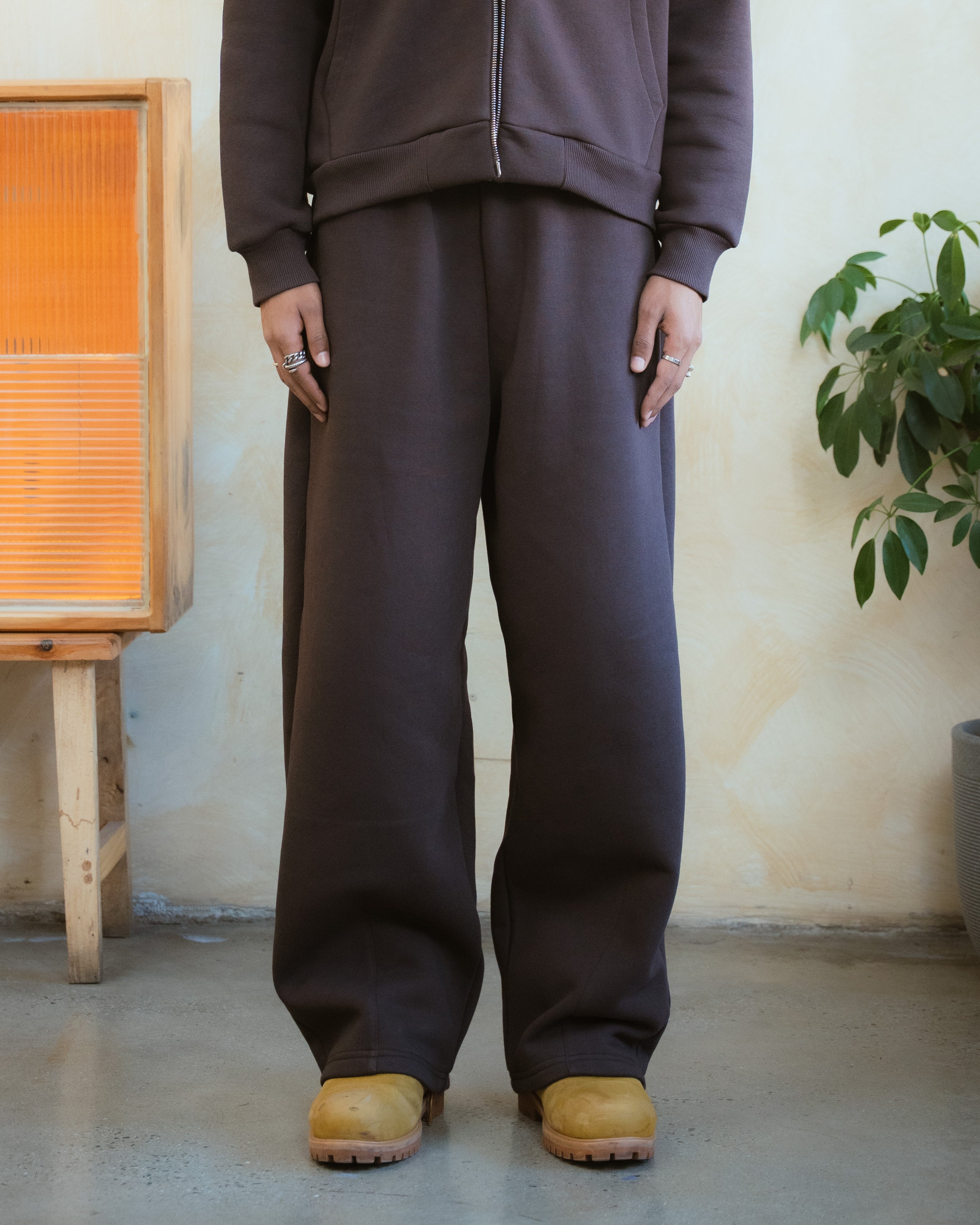 COZYLINE COZY BROWN BARREL SWEATPANTS