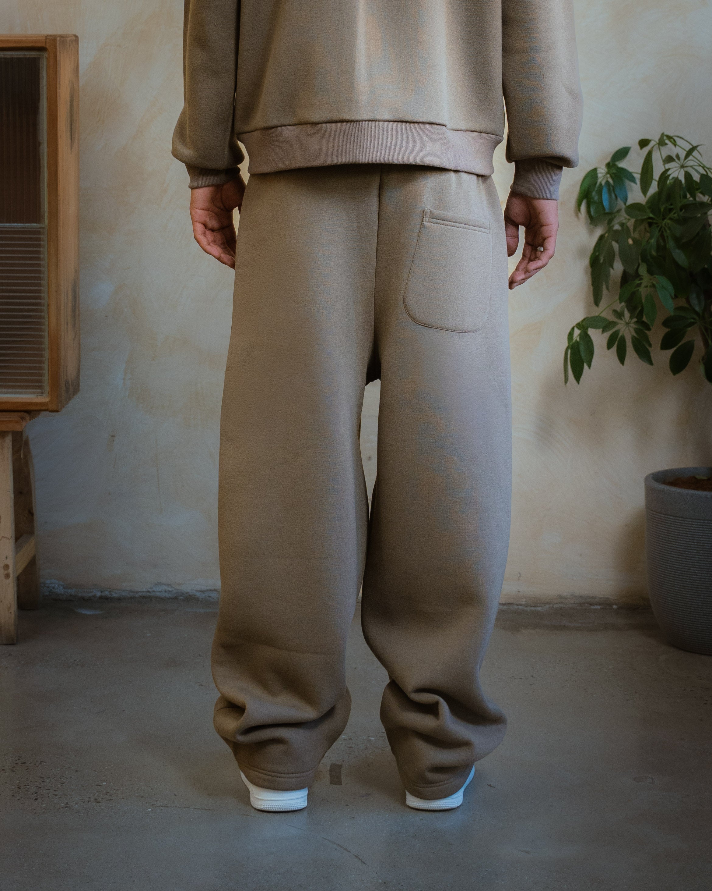 COZYLINE COZY BEIGE BARREL SWEATPANTS